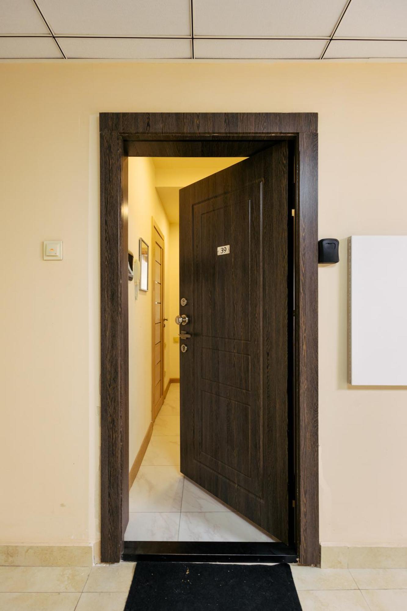 Residence Koghbatsi 16 Erivan Exterior foto