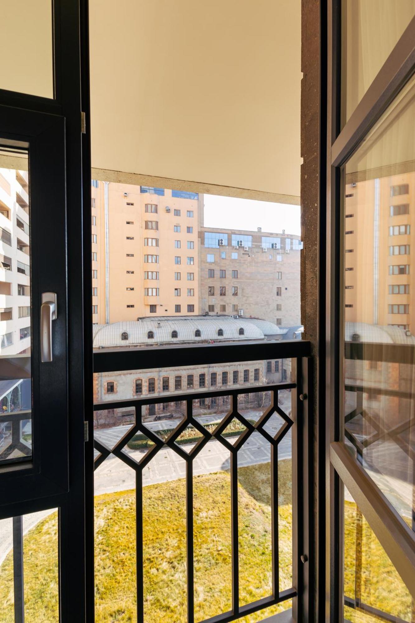 Residence Koghbatsi 16 Erivan Exterior foto